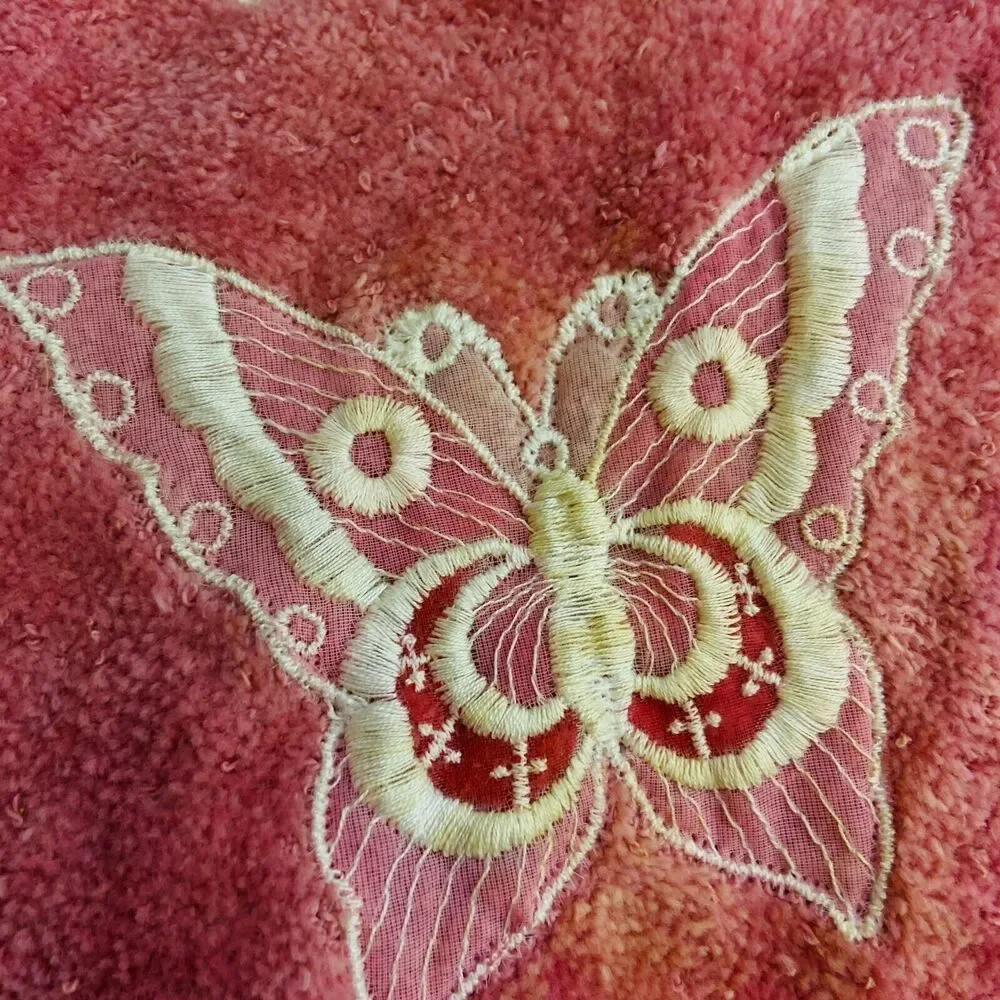 4329 After Bath Pink butterfly embroiderd towels